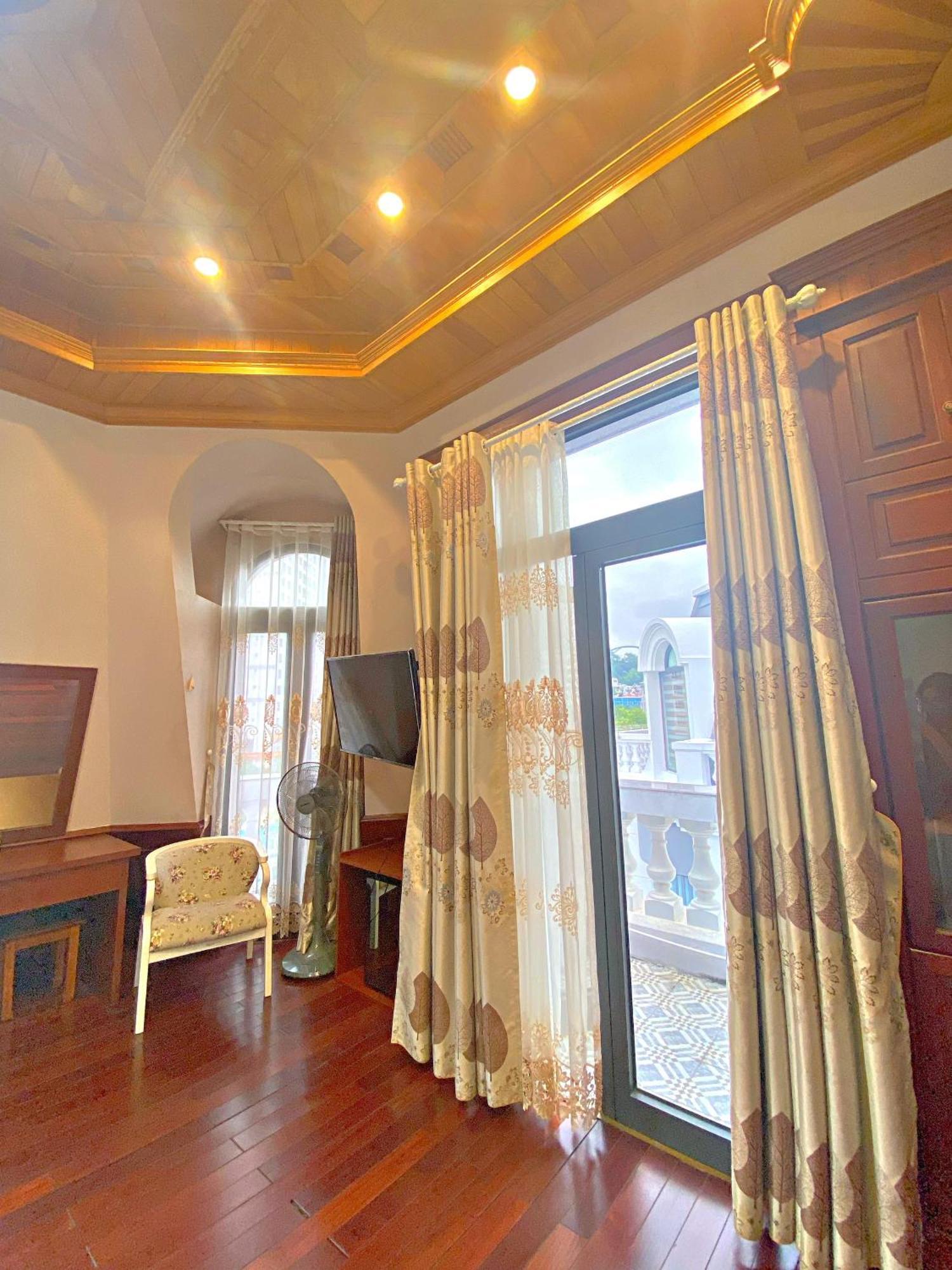 Blue Diamond Hotel Ha Long Exteriör bild