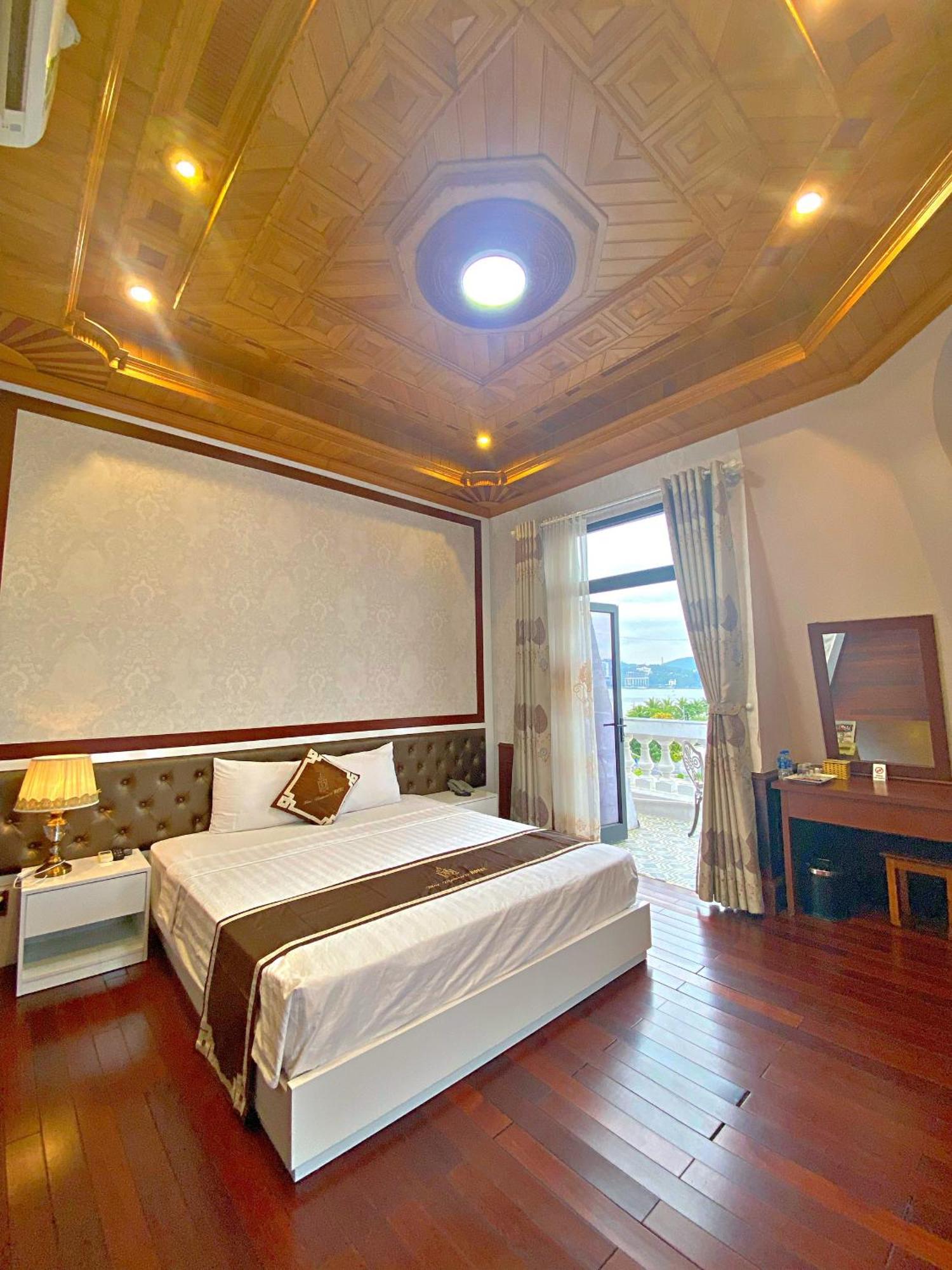 Blue Diamond Hotel Ha Long Exteriör bild