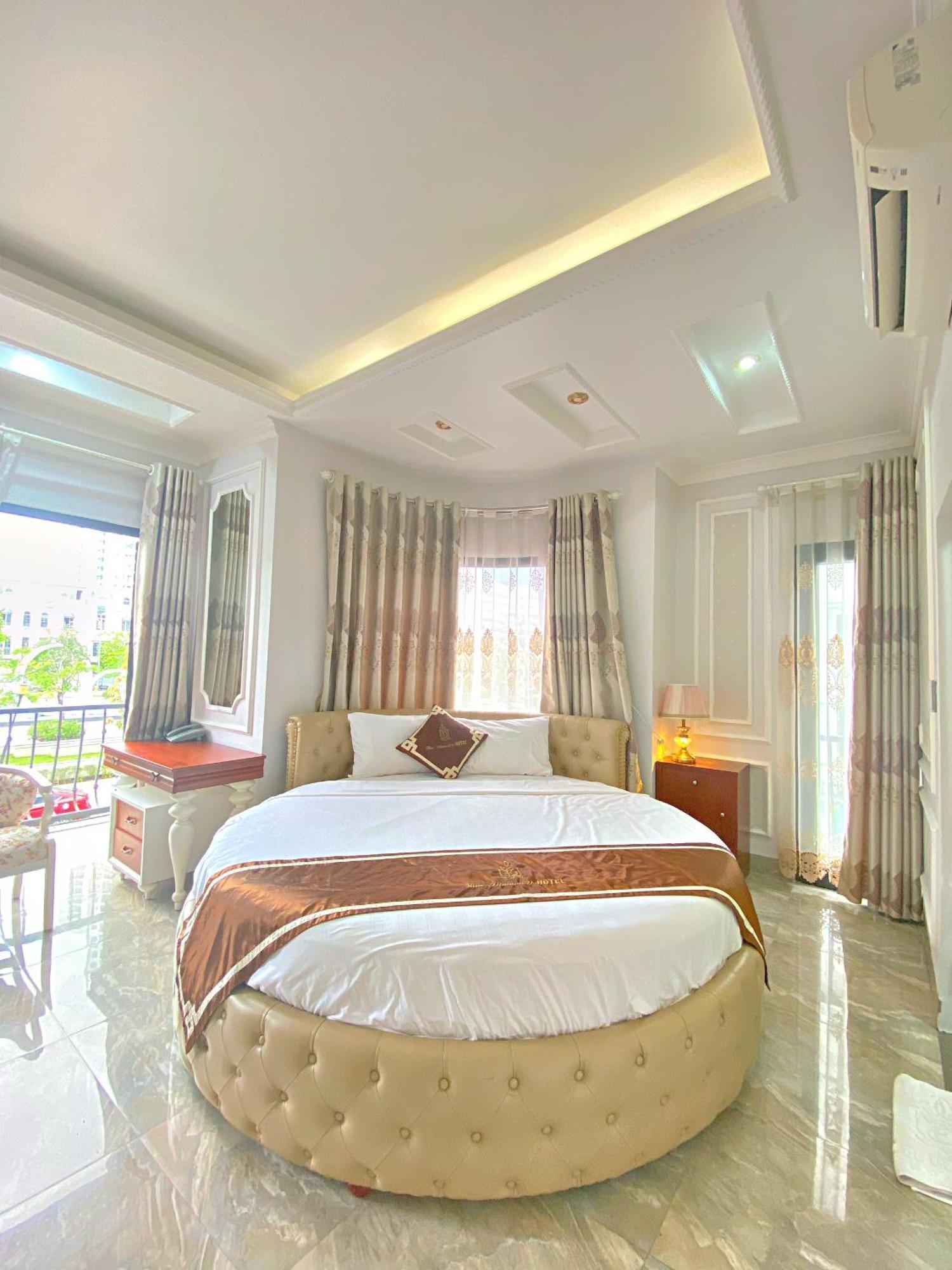 Blue Diamond Hotel Ha Long Exteriör bild